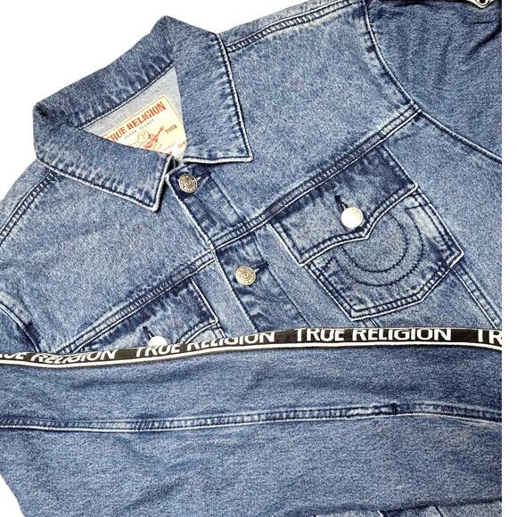 True Religion Men’s Denim Trucker Jacket Logo Taping Blue Jean Coat Large New - Picture 1 of 16